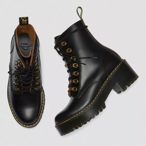 DR MARTENS Leona Vintage Smoot Leather Heeled Boots